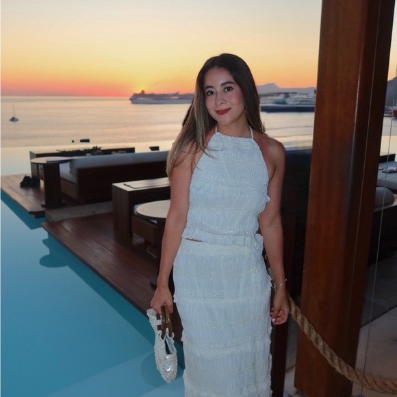 Commense Cream Midi Dress - Picture 2 of 4